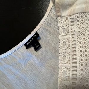 Torrid gauze and open lace top